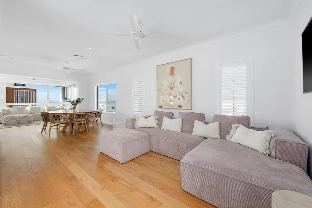 Sandbar Villa Gold Coast Holiday home