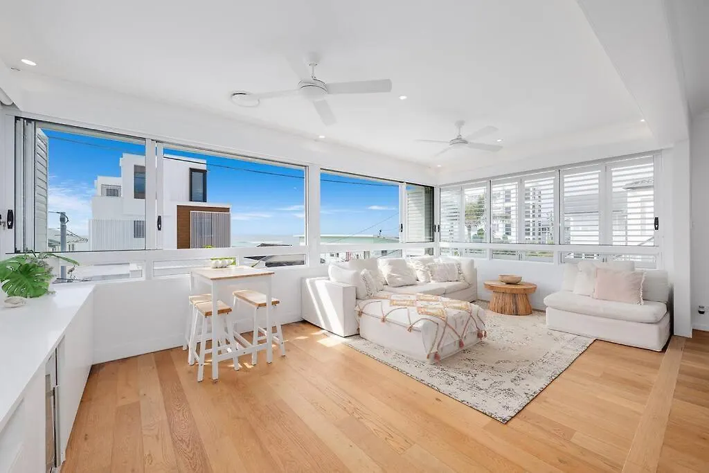 Sandbar Villa Gold Coast 0*,